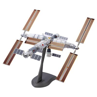 空间站模型熊猫模型仿真航天科技
