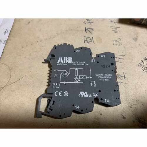 溢价-111A 24Vac/dc 1SNA 645