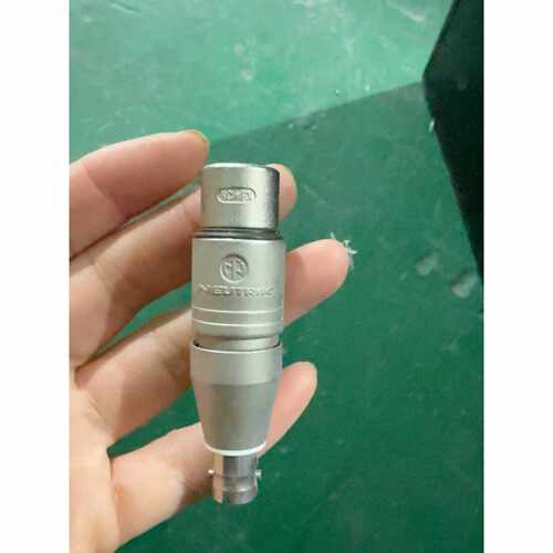 议价原装NEUTRIK纽崔克三芯公卡侬转BNC一体转接器插头实维修