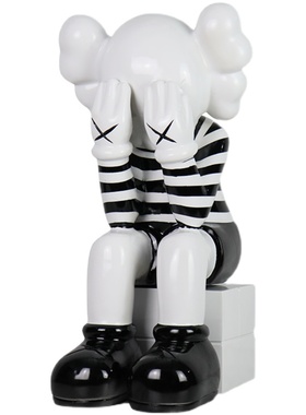 kaws暴力熊网红卡通风橱窗大摆件