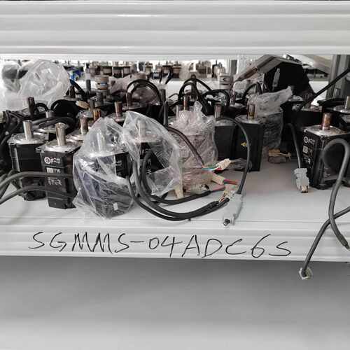 溢价-SGMMS-04ADC6S，安川伺服电机400w，件