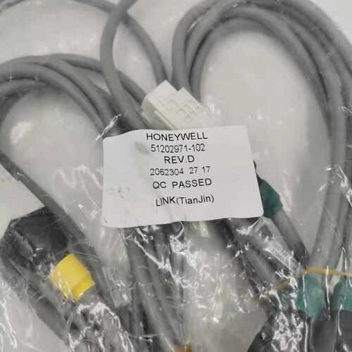 议价霍尼韦尔Honeywell的PKS PLC DCS 电缆线51202971-102现货10