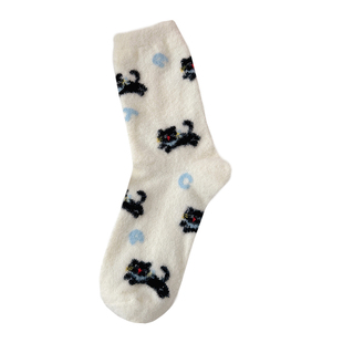 爱心澳绒袜子女加厚款秋冬季中筒堆堆保暖可爱卡通居家地板长袜