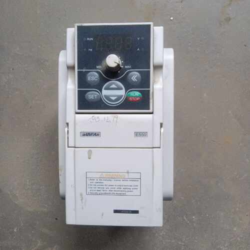 议价四方变频器1.5KwE5504T0015拆机一台上维修
