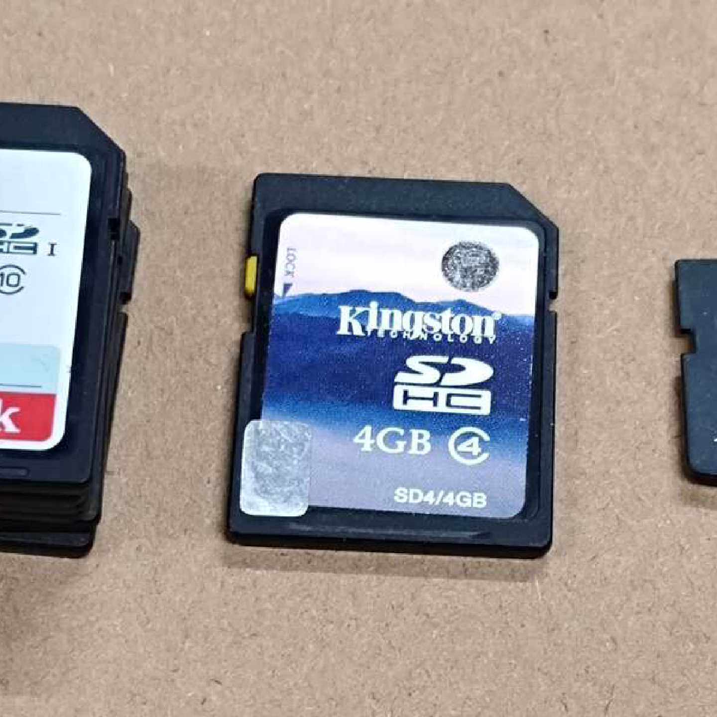 SanDisk ultra 40MBS 8GB 4G 16