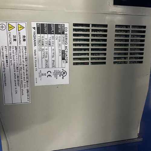 溢价-YASKAWA安川伺服驱动器，型号UR1BP3-015N-1