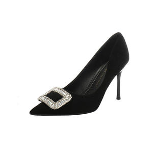 2026春秋款黑色高跟鞋女绒面职业不累脚鞋子尖头细跟方扣水钻单鞋