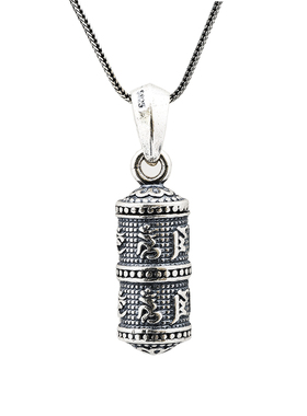 朱砂纯银项坠可打开嘎乌盒