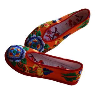 走绣坊原创设计新款2022中式手工缝制绣花鞋女复古国潮千层底芍药