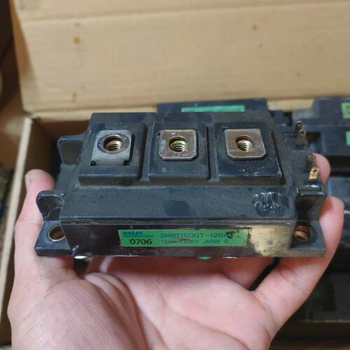 溢价- 2MBI150NT-120A IGBT模块 1
