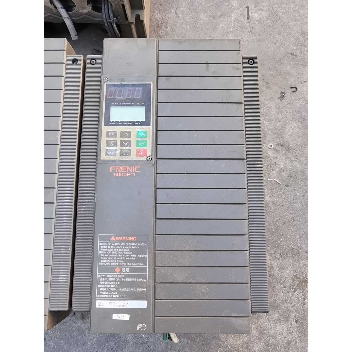 议价富士P11变频器15KW