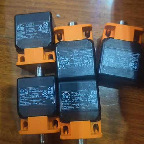咨询后拍德国易福门IFM接近开关，型号IM5129，原装正品，拆机件