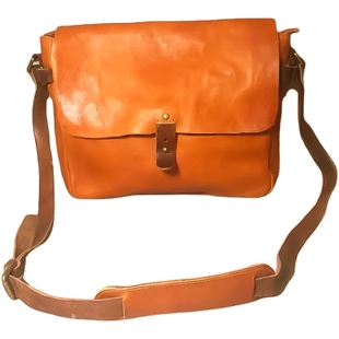 咔叽头层牛皮复古潮流男生单肩斜挎包质感机车时尚休闲电脑邮差包