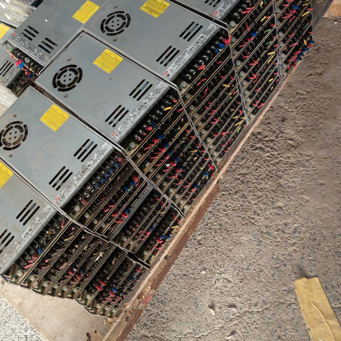 溢价-明纬LRS-350-12开关电源,12V 29A 350W,