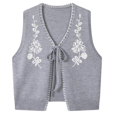 弥古灰色v领针织马甲女时髦洋气外穿春季叠穿钩花刺绣背心高级感