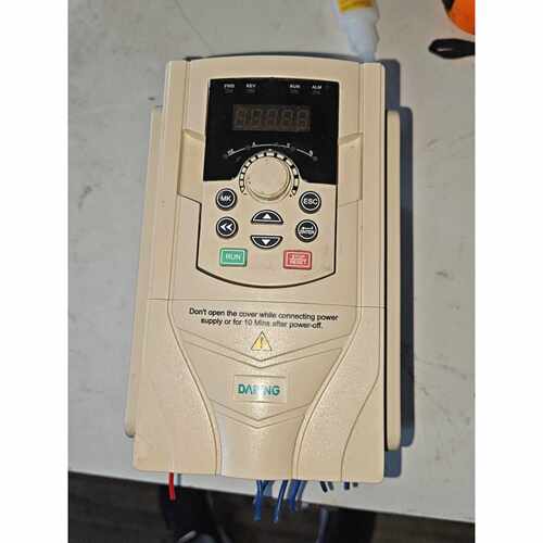 在线议价大DARING变频器 DR300H-T3-2R2G/4R0