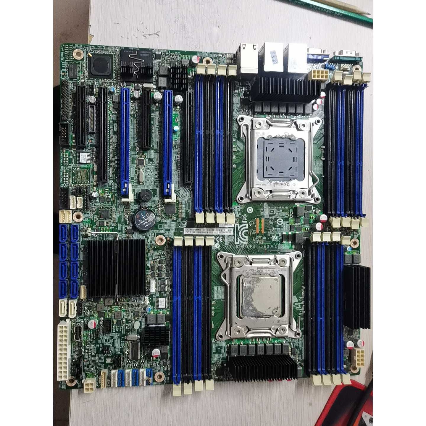 议价英特尔s2600co服务器主板3个pcie4网卡可维修