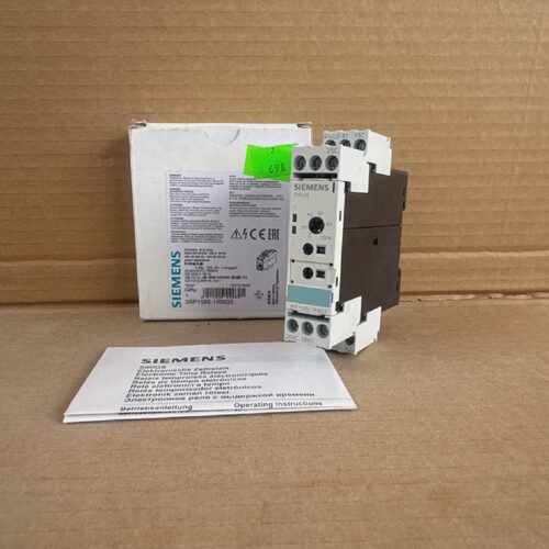 SIEMENS 3RP1505-1RW30 8 FUNCTIONS TIME RELAY