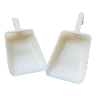 牛筋饲料铲瓢大号牛筋加料铲 饲料勺家用塑料多用铲斗铲一体干果