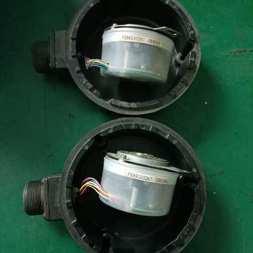 议价老款三洋编码器F686000DK1现货