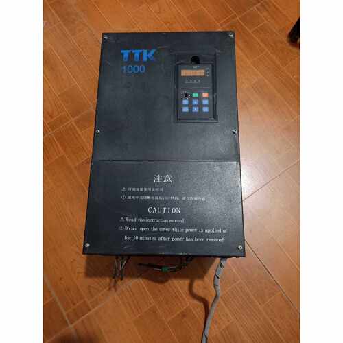 议价国产变频器 TTK1000 TTK1000-4T0220G/0300P 22KW/30KW 实物