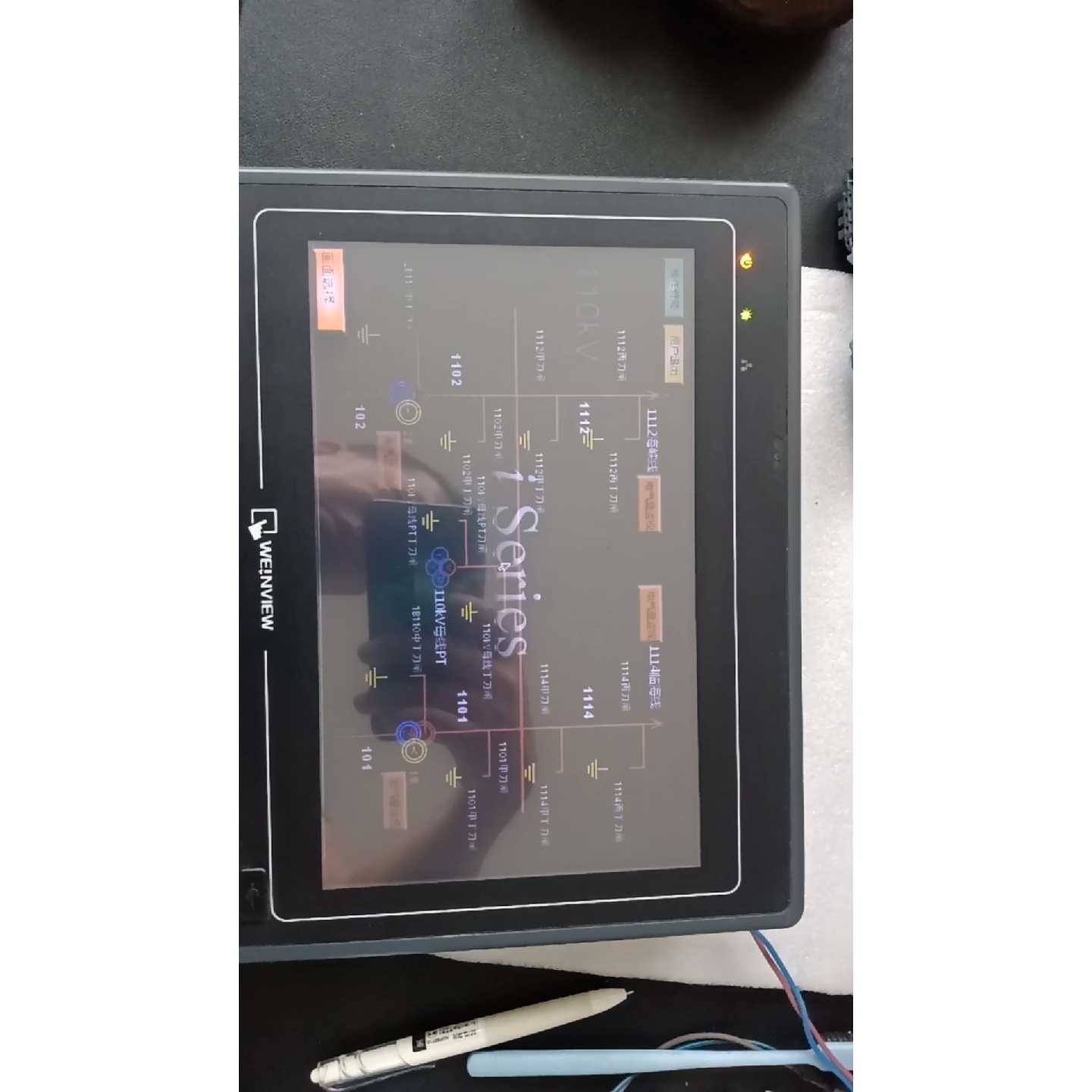 议价-威纶通触摸屏MT6100i V2WV,品,。通电