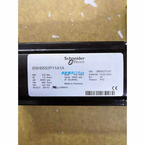 议价施耐德LXM32 700W伺服电机BMH1401P37A1A全新质保一年现货