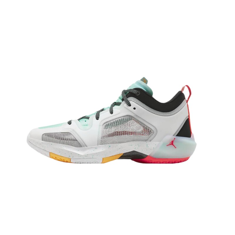 AirJordan37男郭艾伦低帮篮球鞋