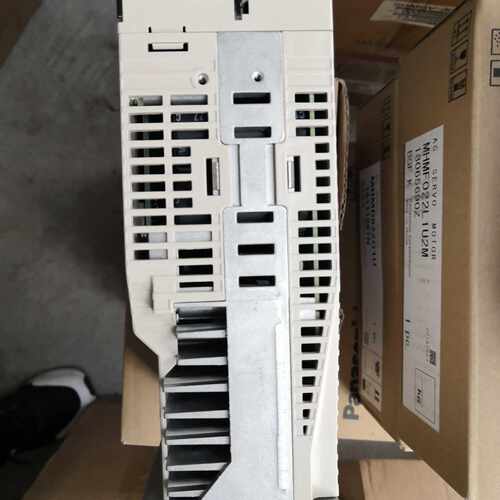 议价SGDV-3R8A05A 安川驱动器 现货供应 质保1年