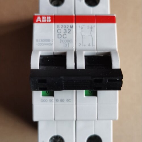 议价原装ABB直流微型断路器   S202M-C32DC  2P  32A