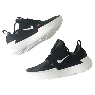 耐克女休闲跑鞋一脚蹬易穿脱缓震