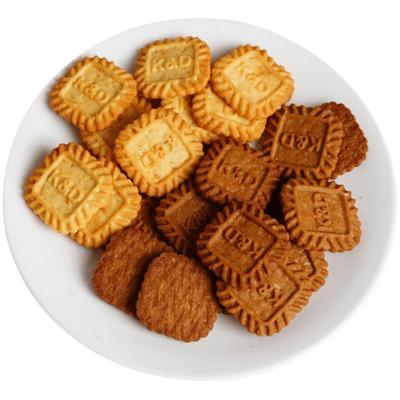 本宫饿了生椰拿铁小方饼干零食