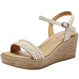 百丽女鞋度假风一字带凉鞋夏季新款妈妈坡跟松糕凉鞋子D8T1DBL5