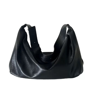 高圆圆同款黑色皮质包包大容量斜挎包单肩托特包2026新款高级感