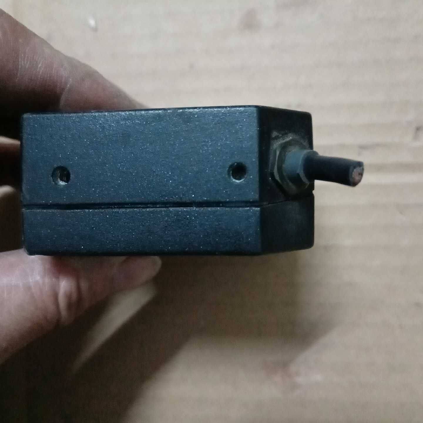 议价得利捷 DS2100A 激光条码阅读器，二手 ，成色如图，连