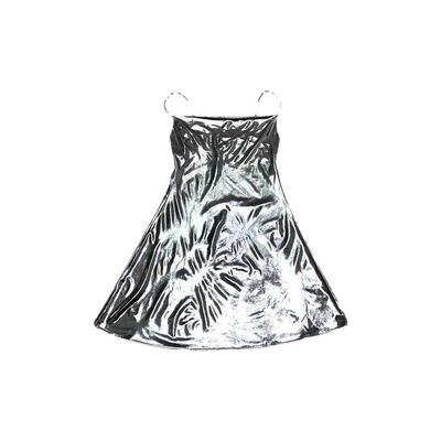 辣妹缎面质感光泽小众吊带连衣裙