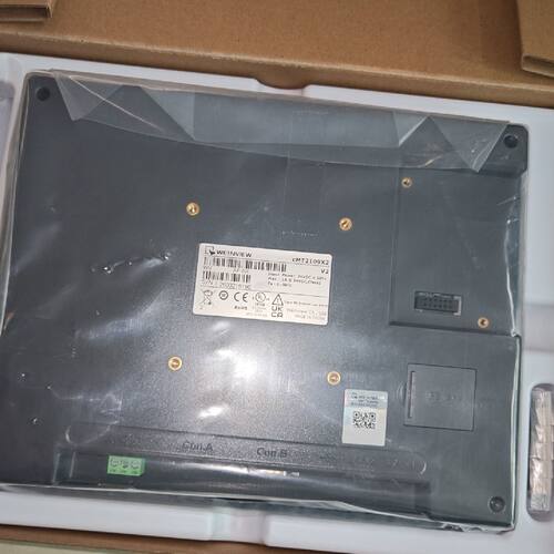 议价可维修26年威纶通cMT2109X2十寸触摸屏内外序列号一致全新高