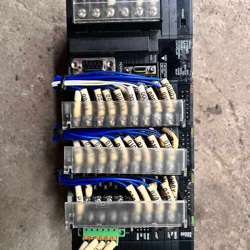 咨询后拍OMRON欧姆龙CJ1M-CPU11（ver4.0）CJ1W