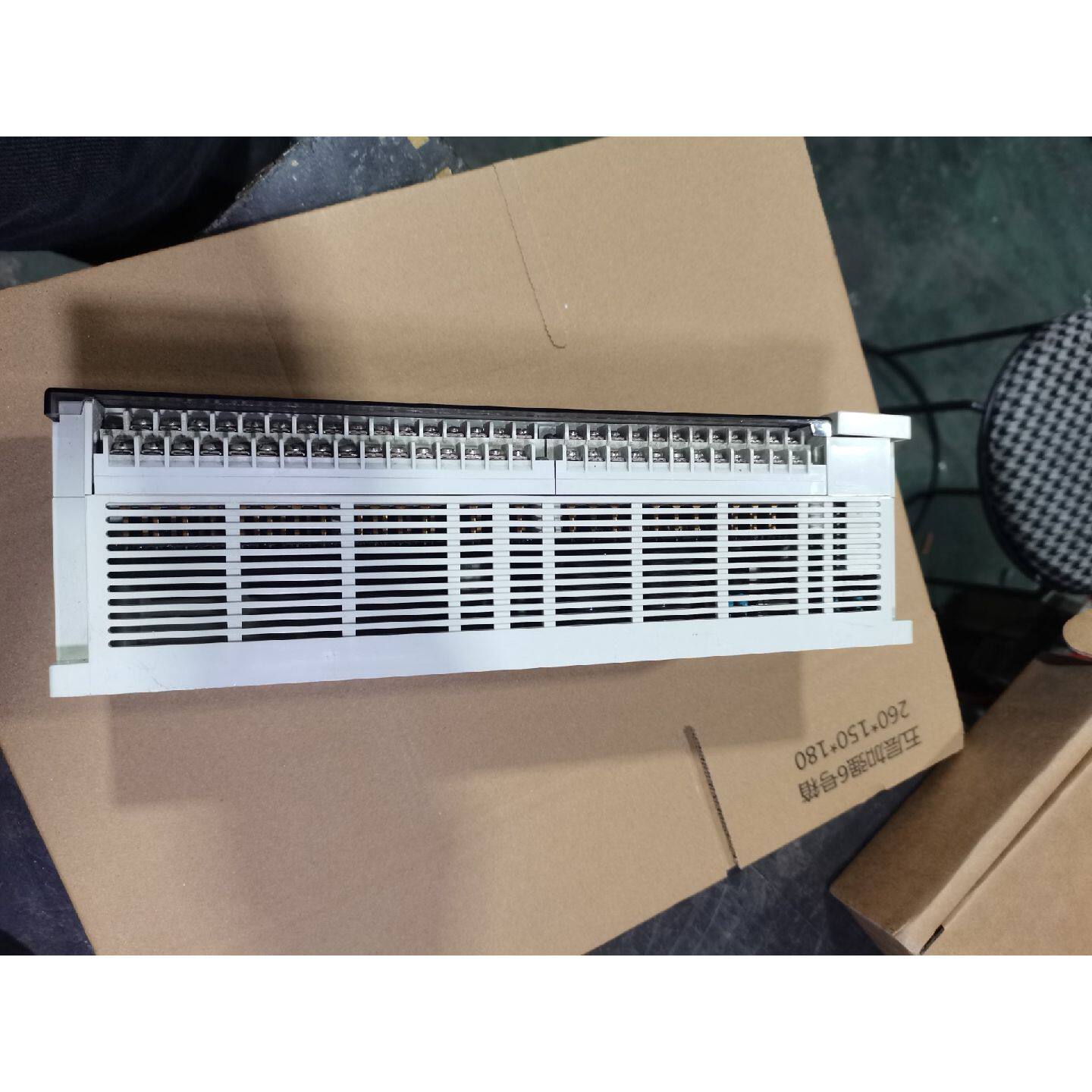 议价三菱PLC FX2N-80MR-001 原装正品拆机件 成色
