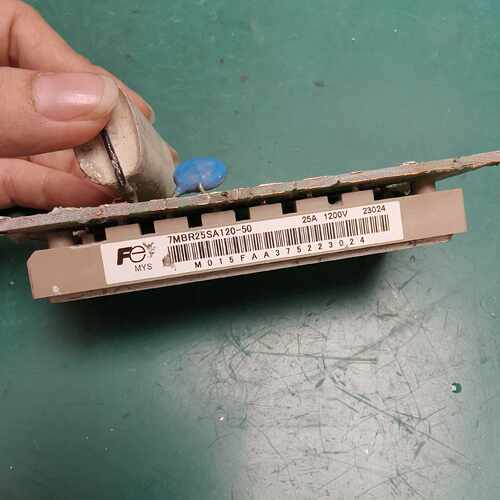 议价-7MBR25SA120-50原机件 可维修
