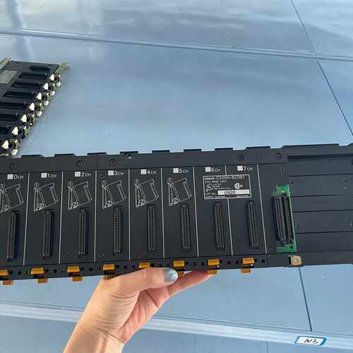 PLC底座 C200H-BC081，实物图，好—议价