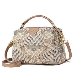 时尚洋气包包女包2026新款夏天女士手提轻便小包精致高级感斜挎包