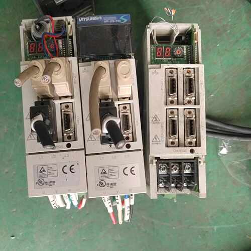 【议价-可维修】 Mitsubishi 驱动器 MR-J2S-20B 工控备件  /均有