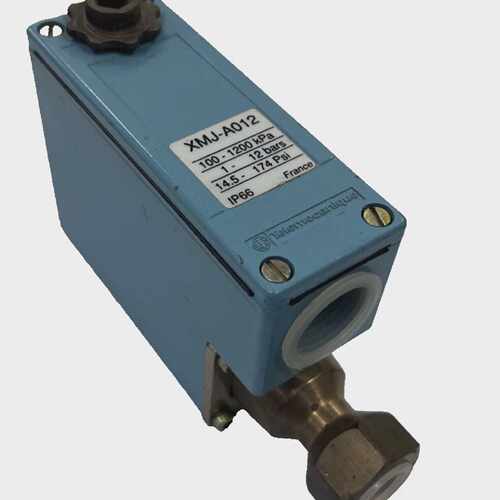 Telemecanique XMJ-A012 Adjustable Pressure Switch 1...12 bar