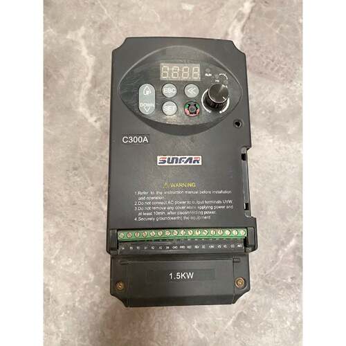 询价-C300A4T0015四方变频器1.5kw实物如可维修