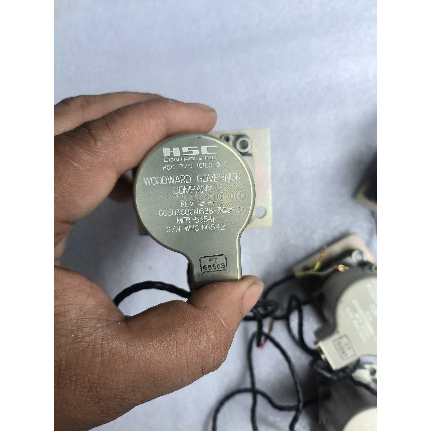 议价飞机航空拆机件电磁油阀,不适航,供教研使用,有18个,标