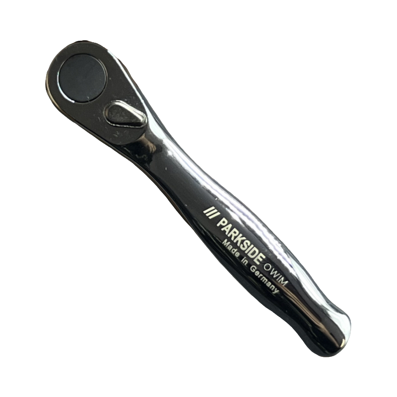 德国进口迷你小飞棘轮扳手便携螺丝刀快速双向棘轮套筒1/4小扳手