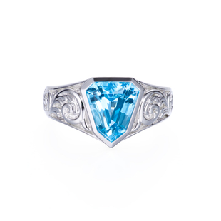 天然瑞士蓝托帕石戒指S925纯银帅气异形盾牌切割宝石指环重金男戒