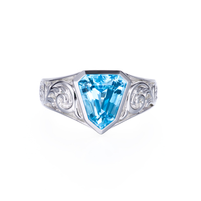 天然瑞士蓝托帕石戒指S925纯银帅气异形盾牌切割宝石指环重金男戒