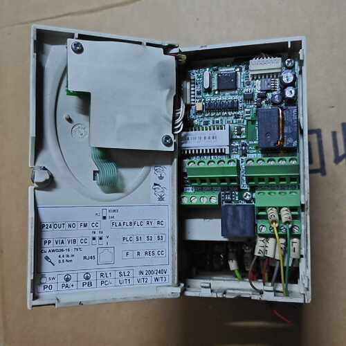 〔议价-可维修〕东芝变频器VFS11S-2004PL-AN(3) 工控自动化设备